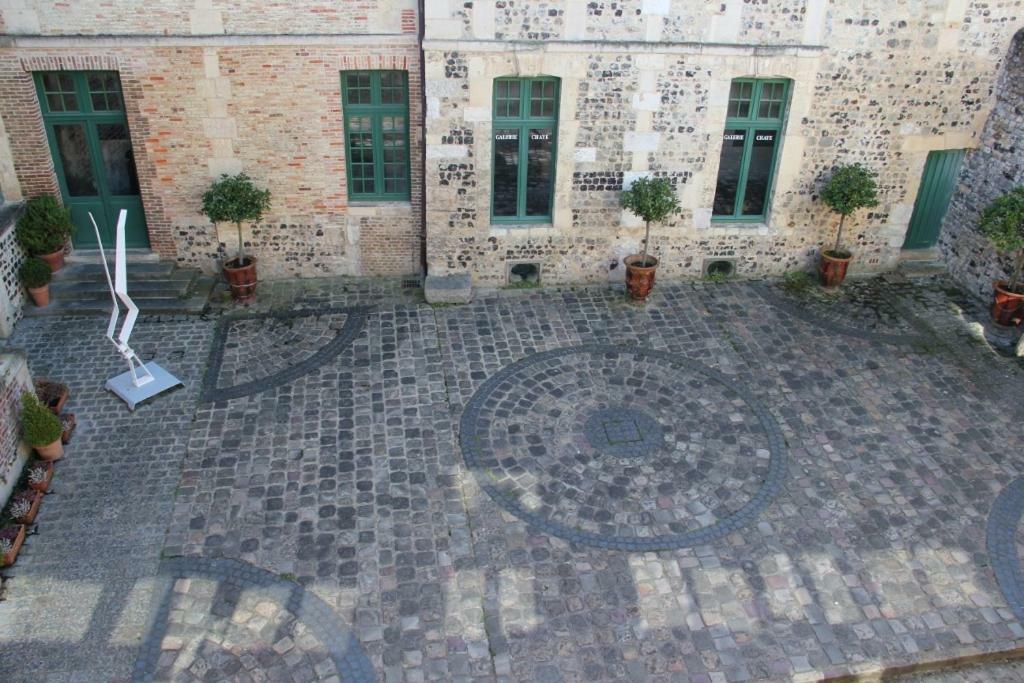 Ferienwohnung Fenetres Sur Cour - Centre Historique - Honfleur Exterior foto